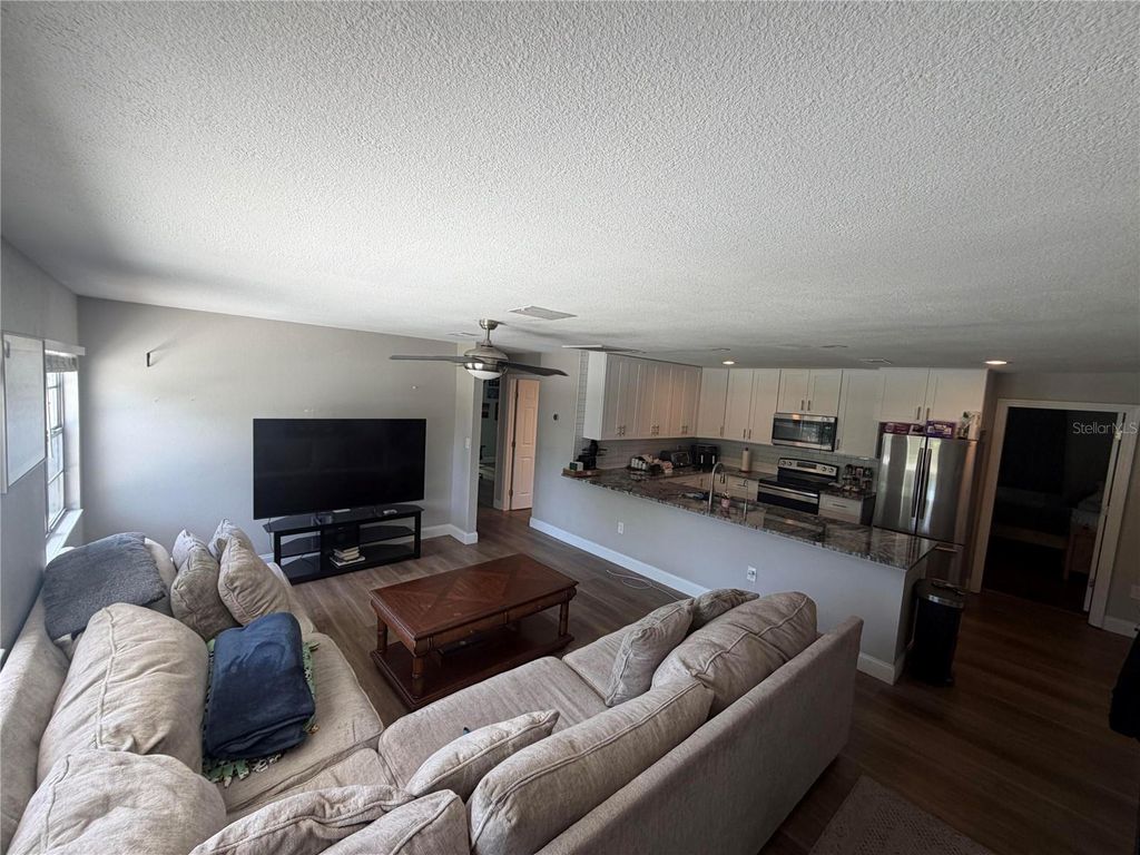 Photo of 7210 14th Street N, St Petersburg, FL 33702 (MLS # O6399327)