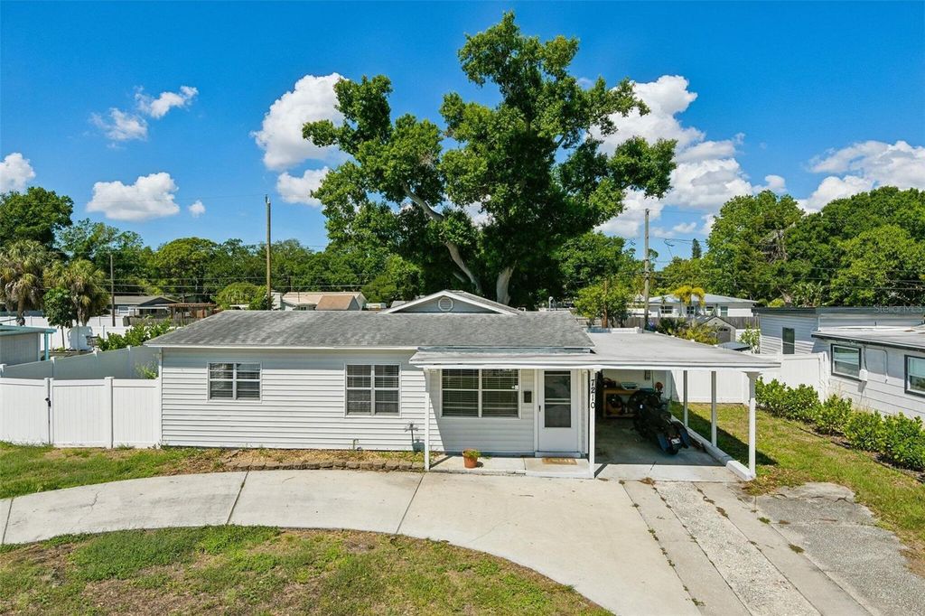 Photo of 7210 14th Street N, St Petersburg, FL 33702 (MLS # O6399327)