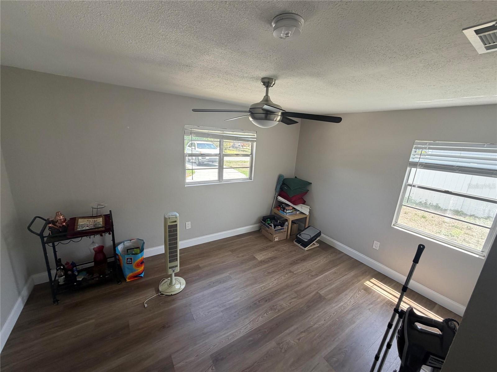 MEADOW LAWN 1ST ADD - Residential