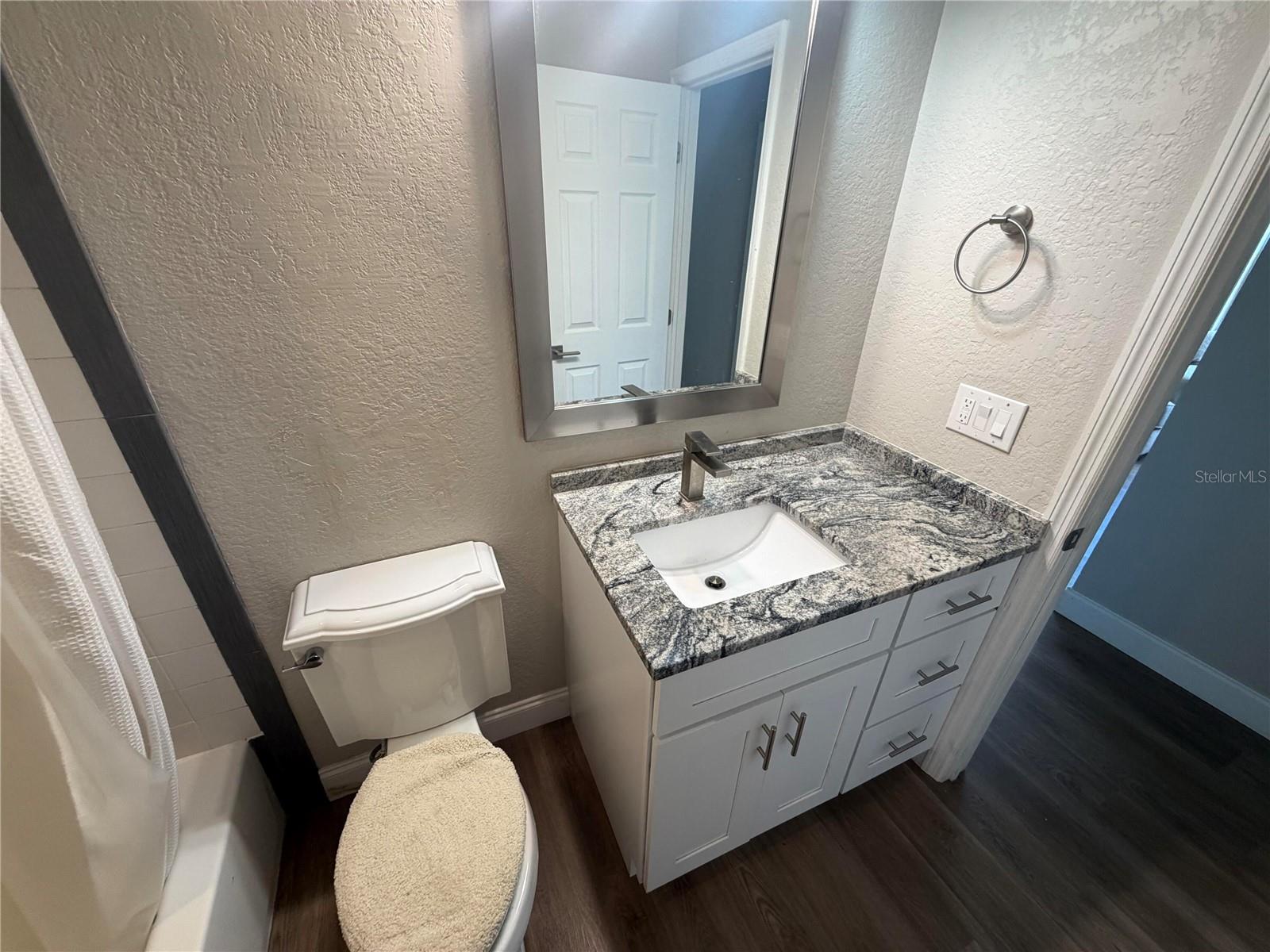 MEADOW LAWN 1ST ADD - Residential