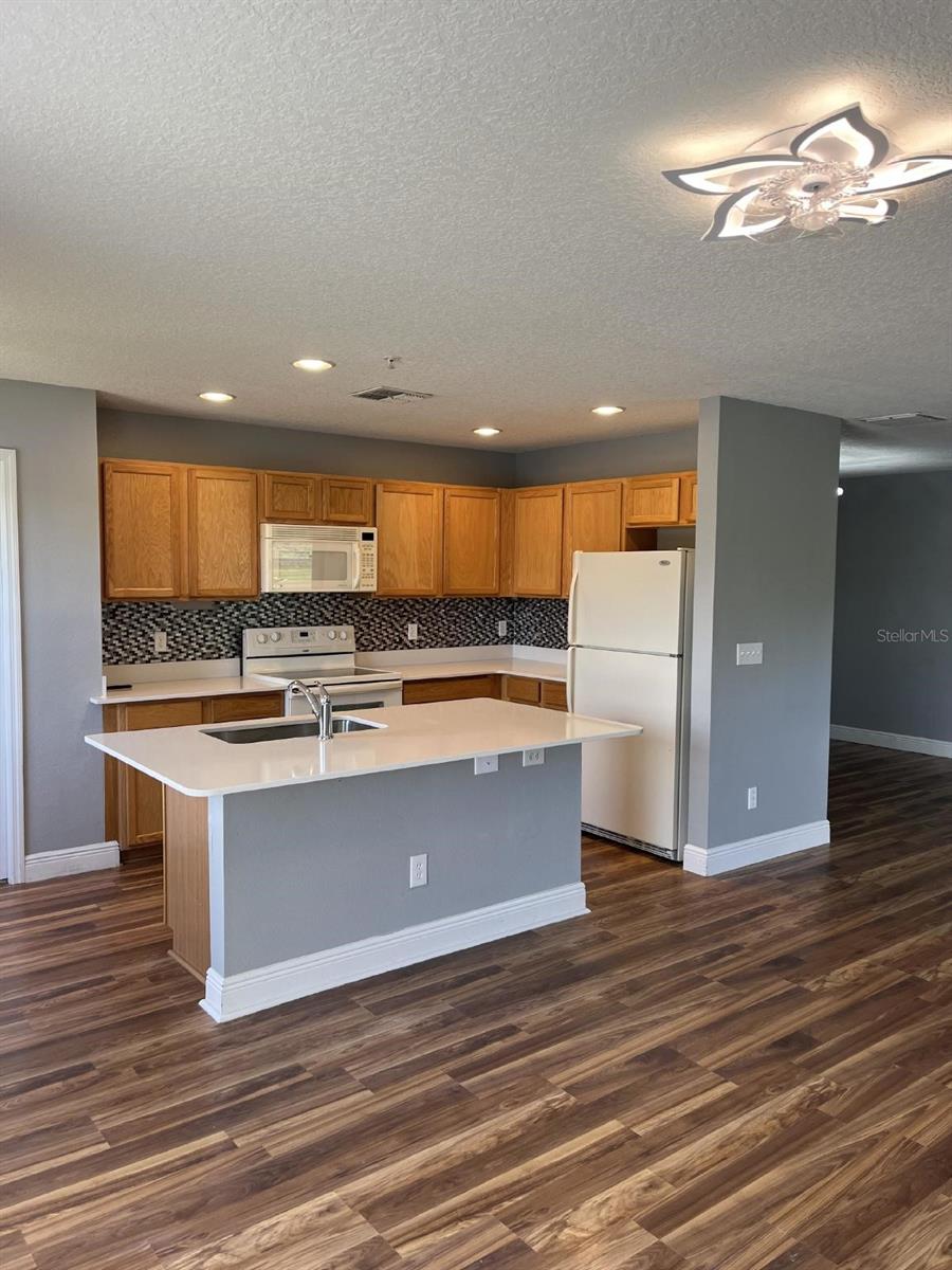 LYNWOOD/SOUTHMEADOW PH 21 - Residential Lease