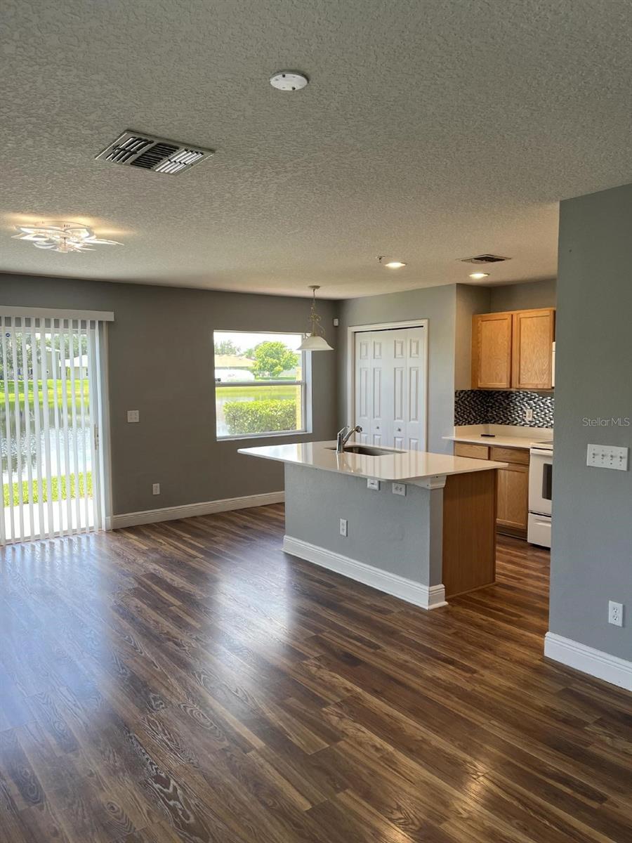 LYNWOOD/SOUTHMEADOW PH 21 - Residential Lease