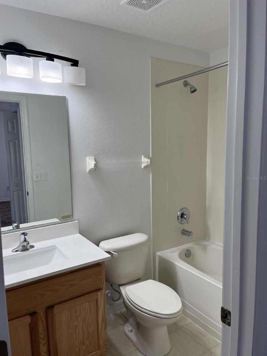 LYNWOOD/SOUTHMEADOW PH 21 - Residential Lease