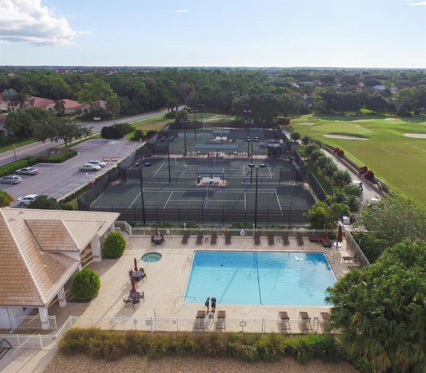 STONEYBROOK ARBOR GREENS 1 - Residential
