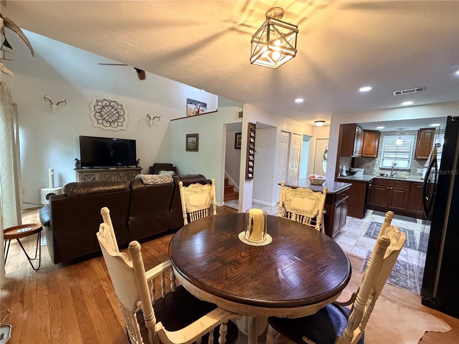 CYPRESS POINT - Residential