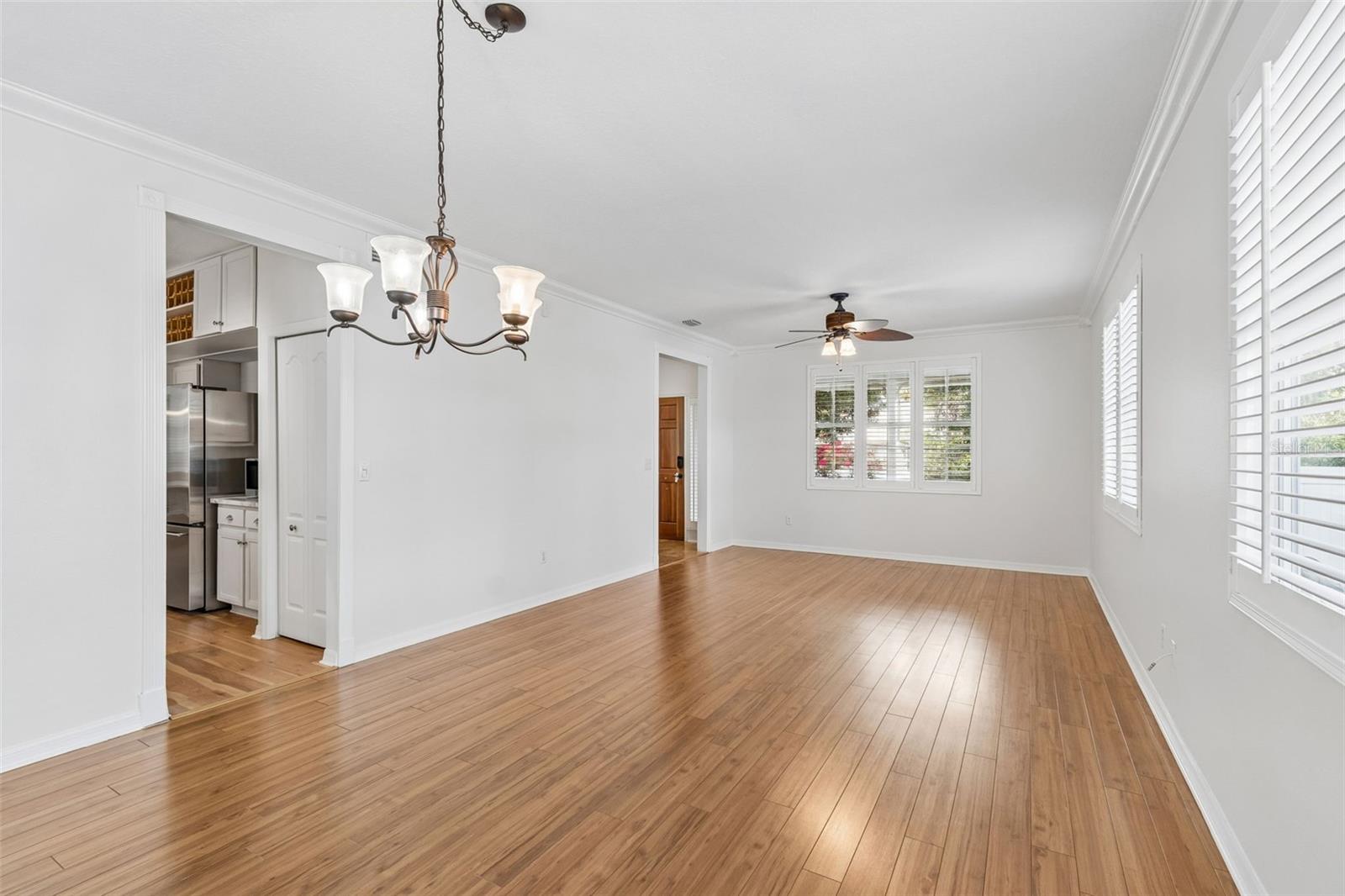 OAKELLARS - Residential