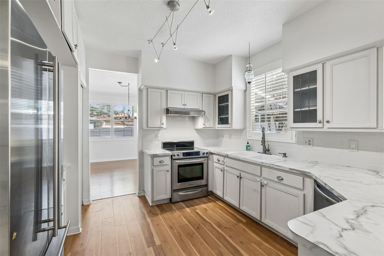 OAKELLARS - Residential