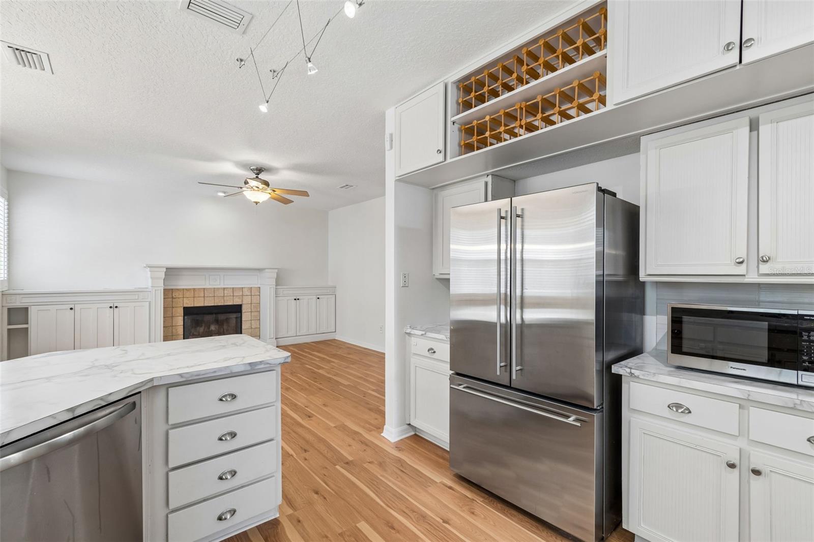 OAKELLARS - Residential