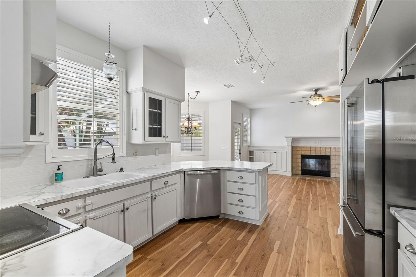 OAKELLARS - Residential