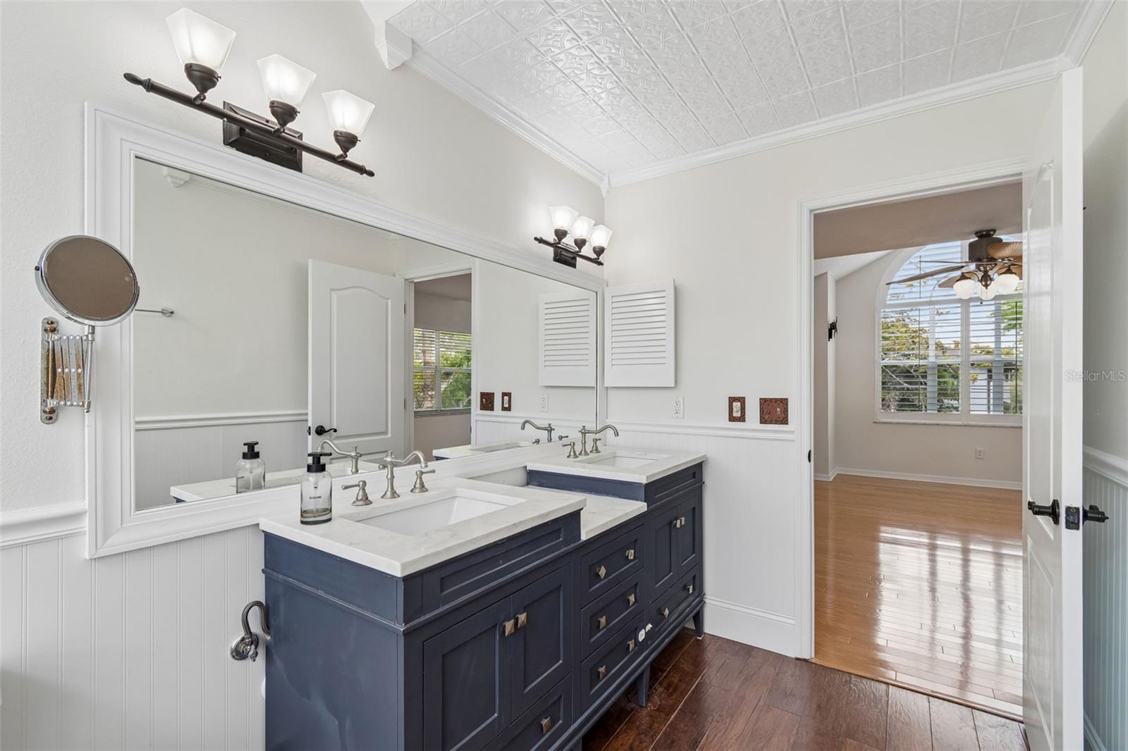 OAKELLARS - Residential