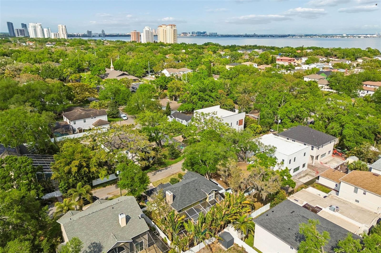 OAKELLARS - Residential