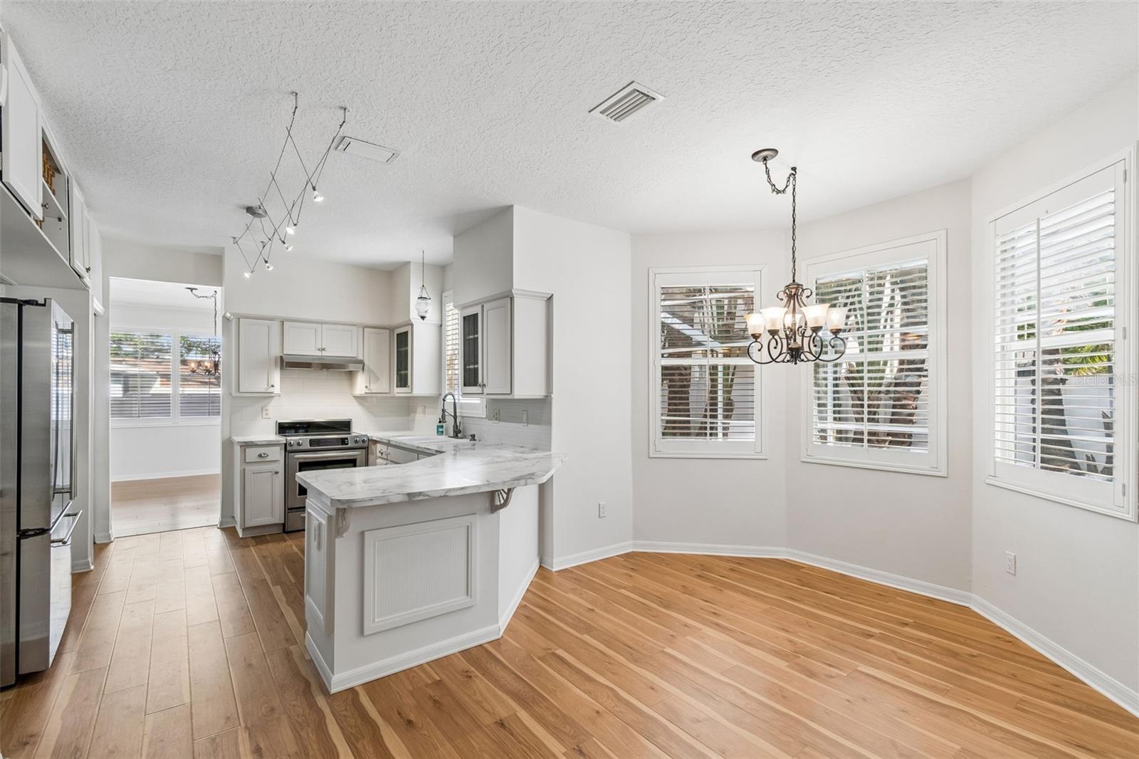 OAKELLARS - Residential