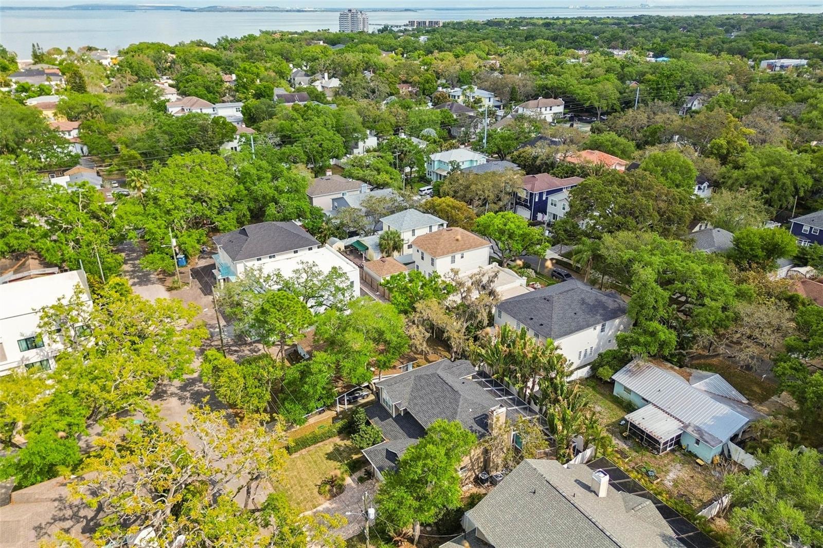 OAKELLARS - Residential