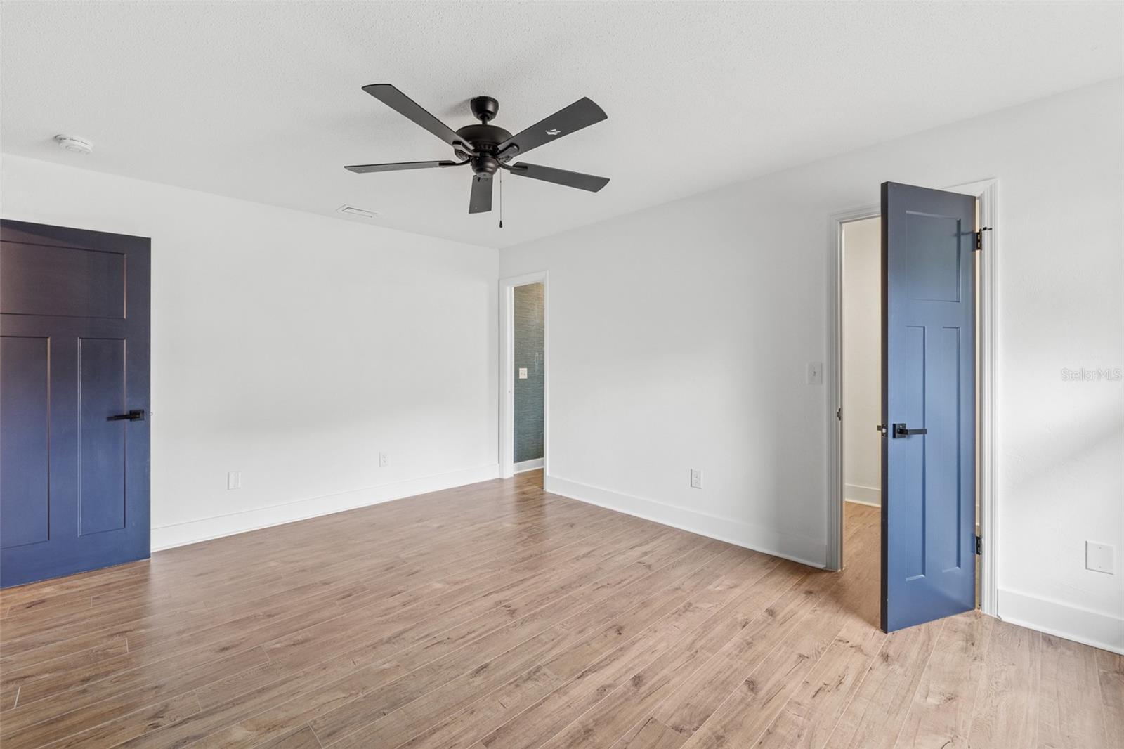 PELICAN BAY PH 03 UNIT 01 - Residential