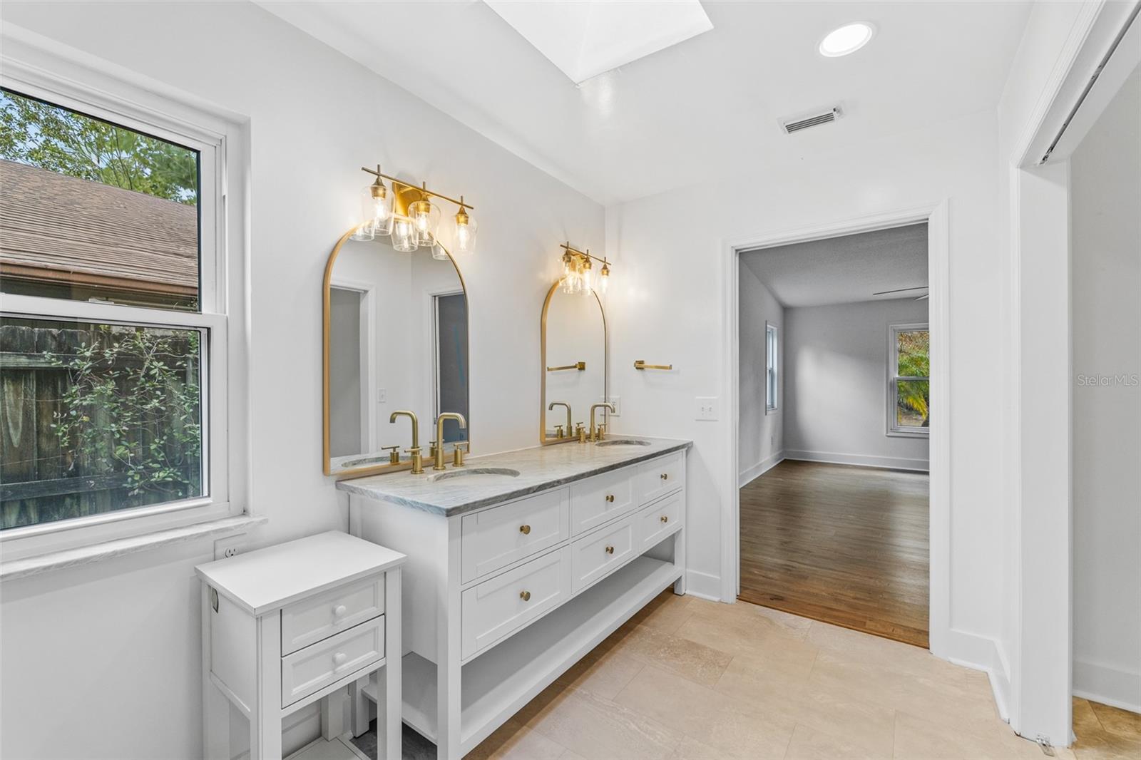 PELICAN BAY PH 03 UNIT 01 - Residential