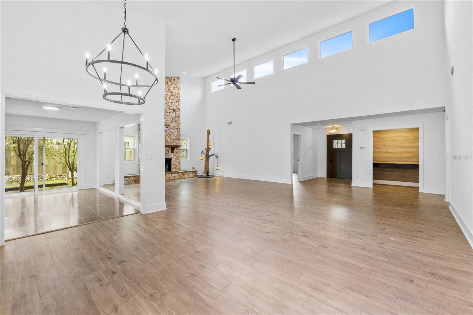 PELICAN BAY PH 03 UNIT 01 - Residential