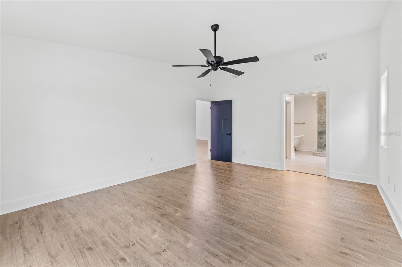 PELICAN BAY PH 03 UNIT 01 - Residential