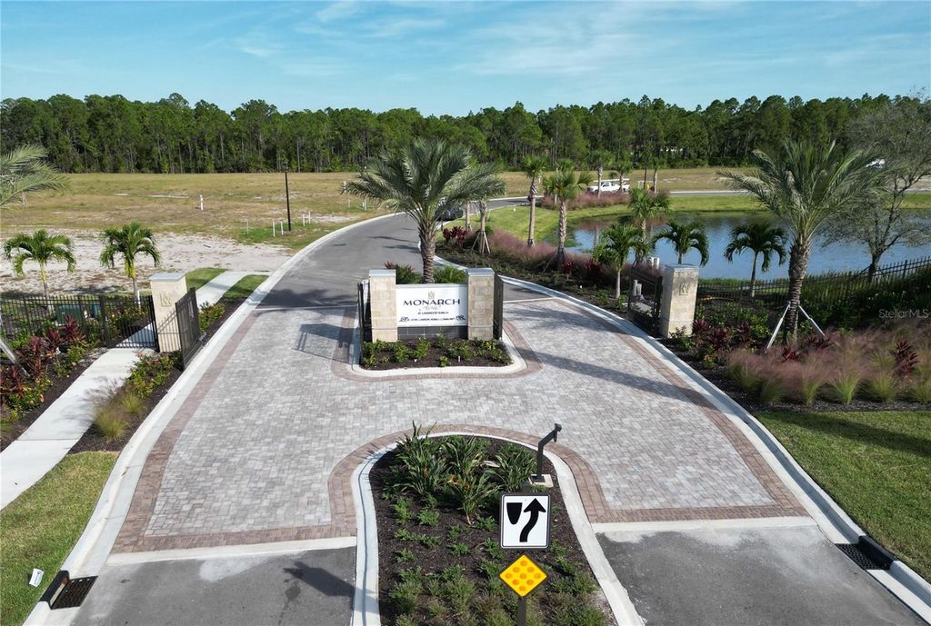 Photo of 18341 Briar Ridge Place, Bradenton, FL 34202 (MLS # A4605092)
