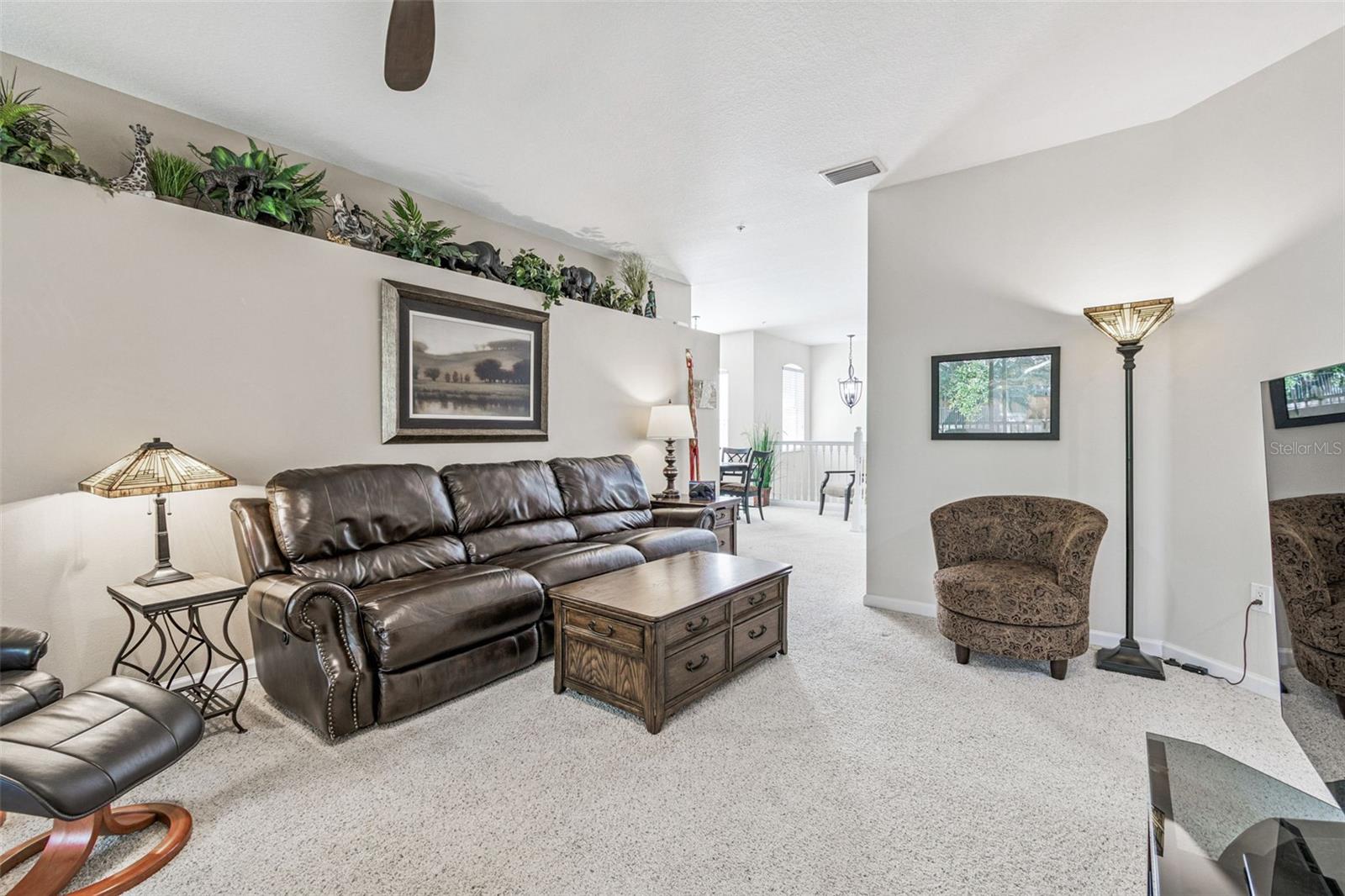 COACHMAN RESERVE CONDOMINIUMS - Residential