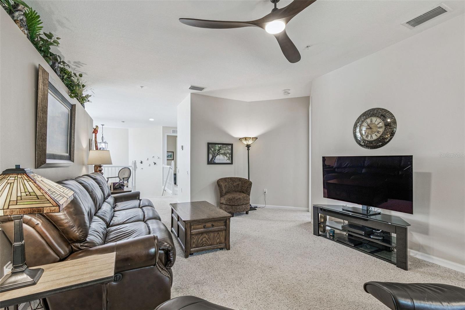 COACHMAN RESERVE CONDOMINIUMS - Residential