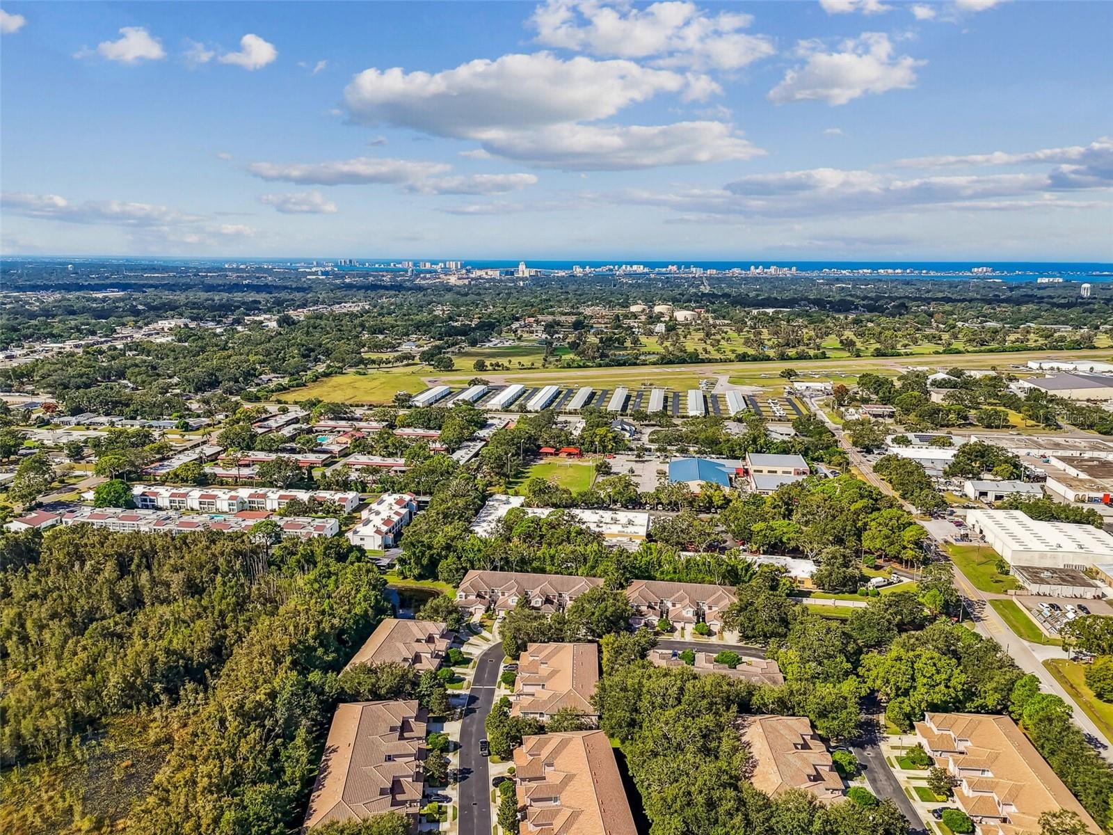 COACHMAN RESERVE CONDOMINIUMS - Residential