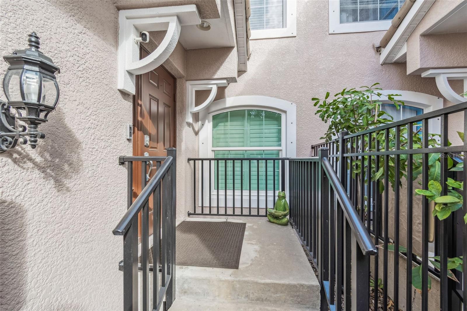 COACHMAN RESERVE CONDOMINIUMS - Residential