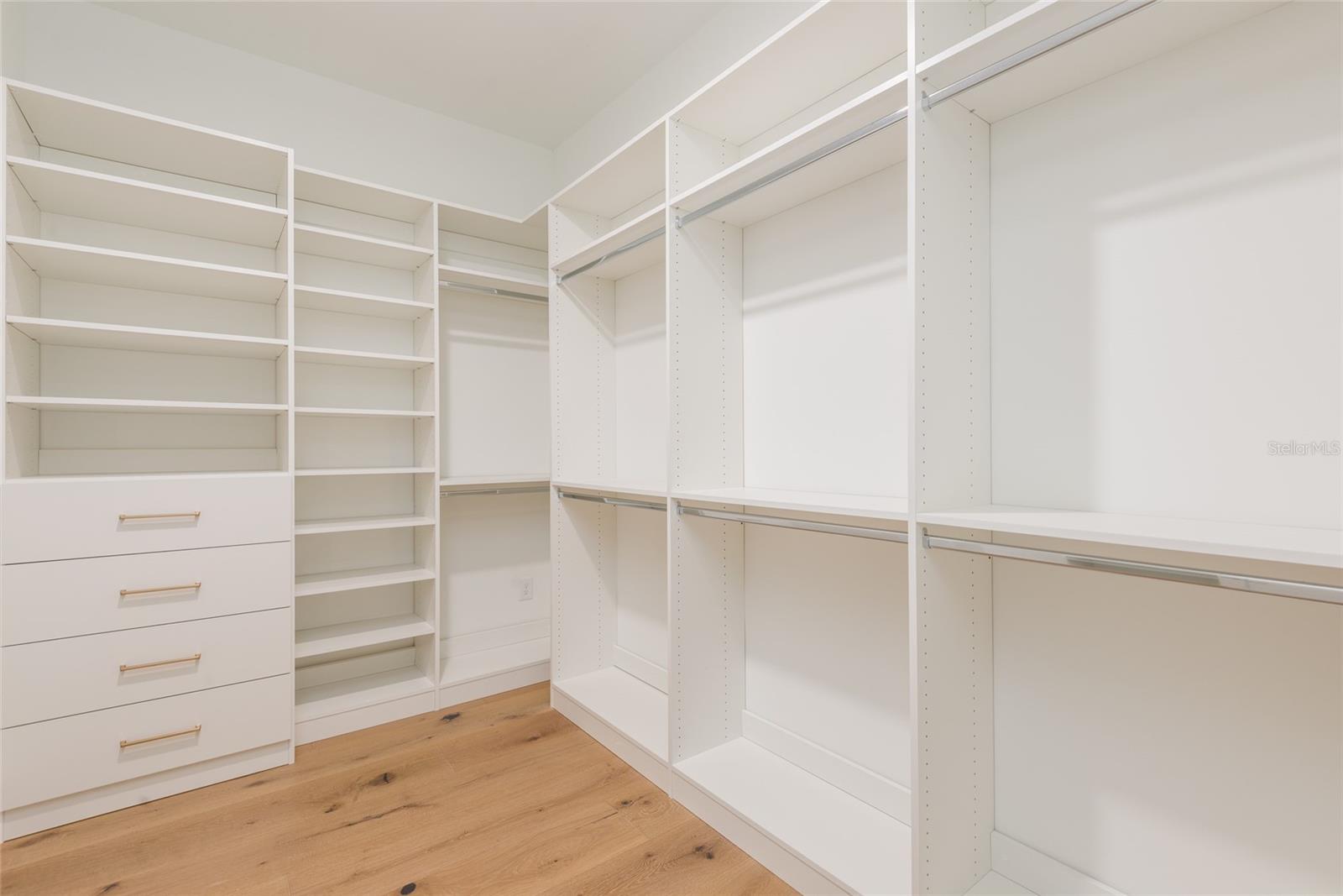 VIRGINIA PARK - Residential