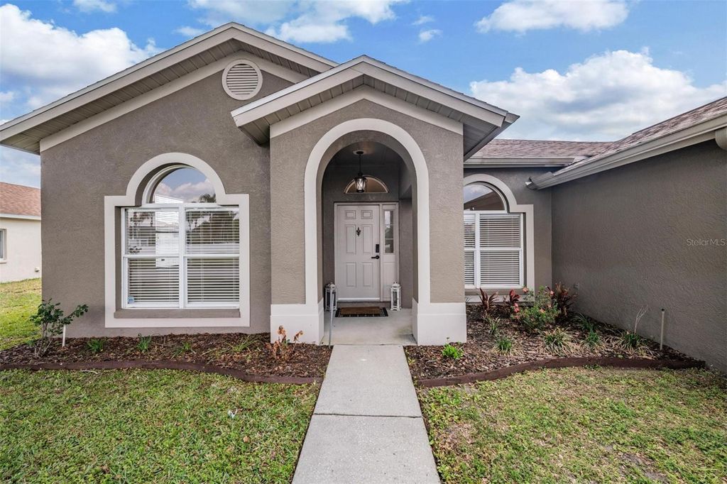 Photo of 22536 Magnolia Trace Boulevard, Lutz, FL 33549 (MLS # TB8490373)