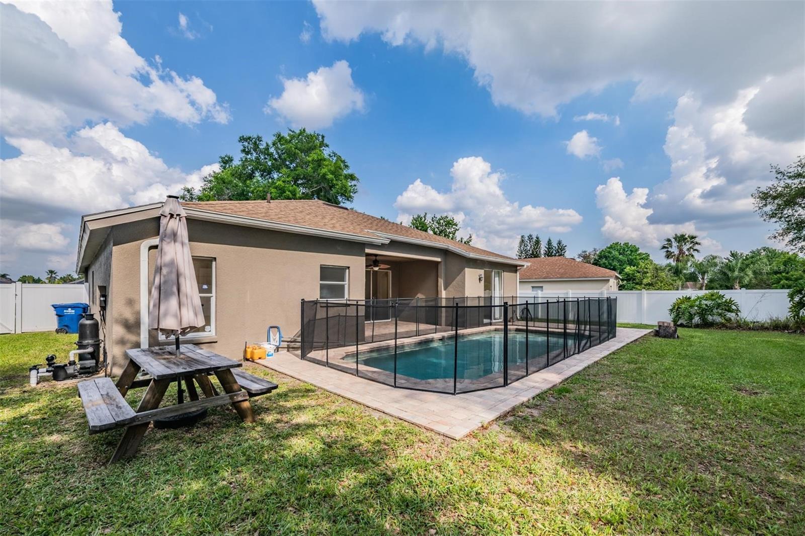 WILLOW BEND - Residential