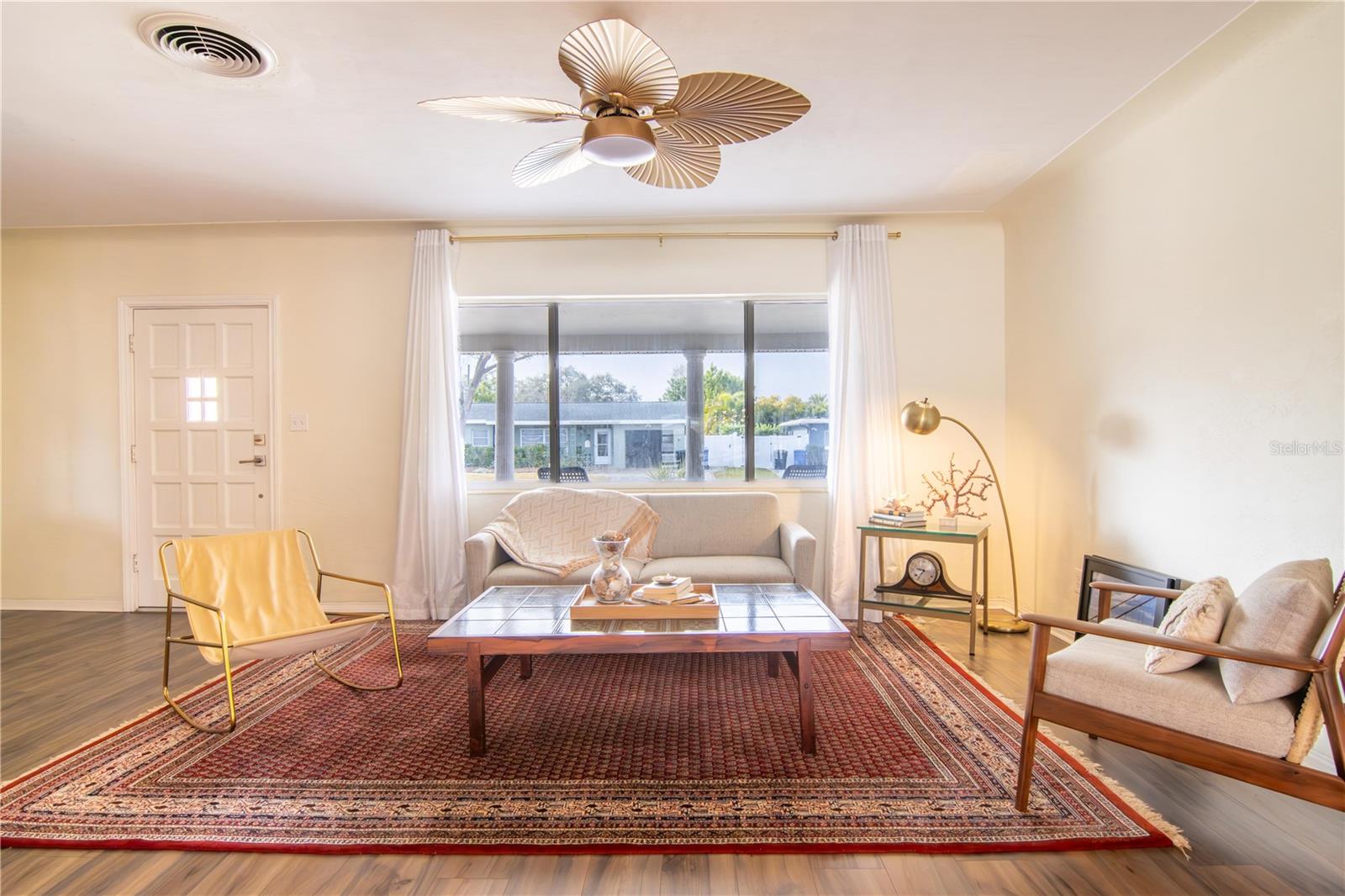 NORTH EAST PARK SHORES - Residential