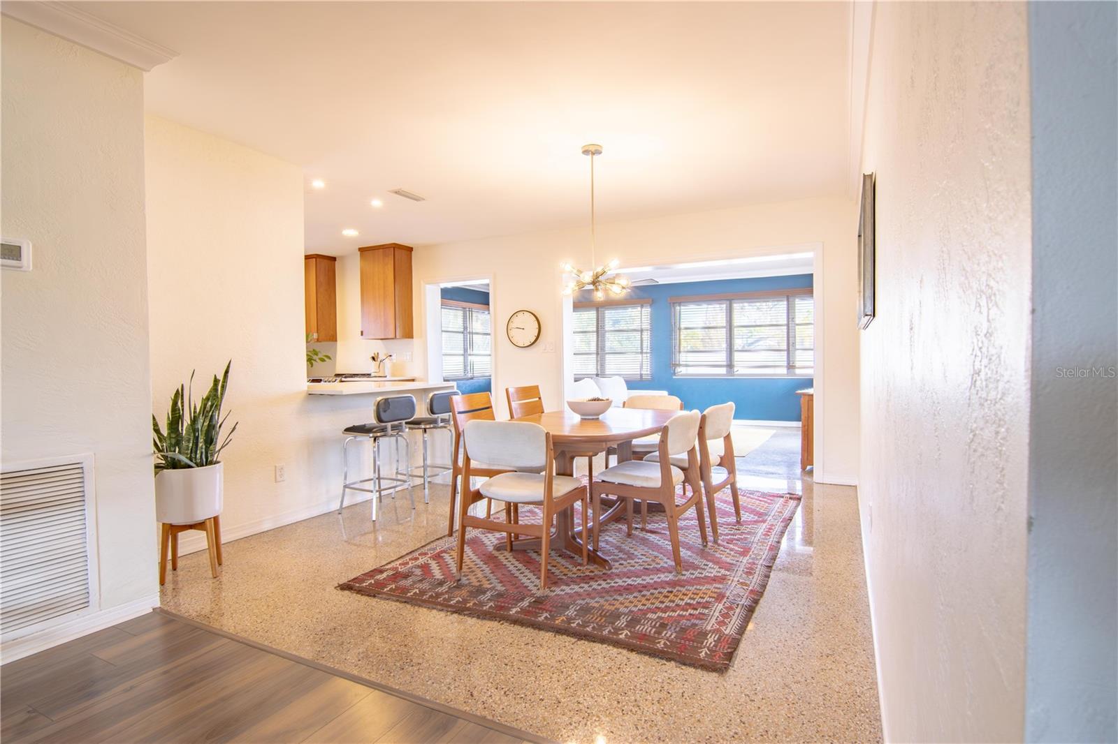 NORTH EAST PARK SHORES - Residential