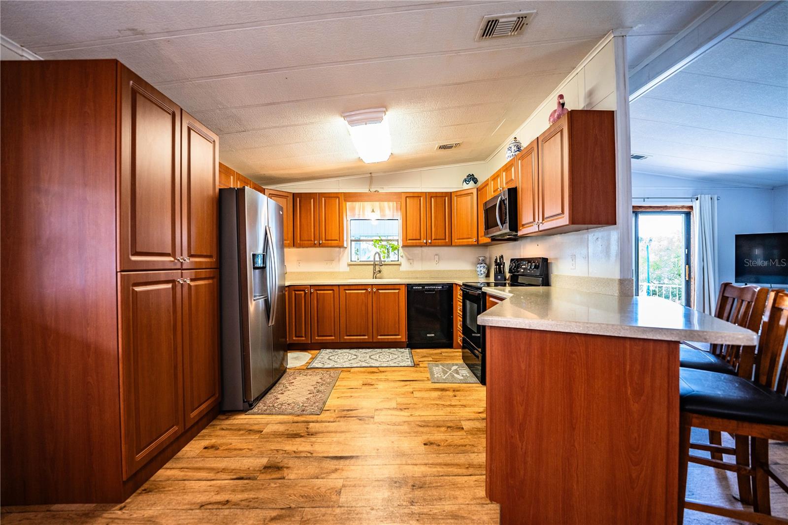 FLORAL LAKES - Residential