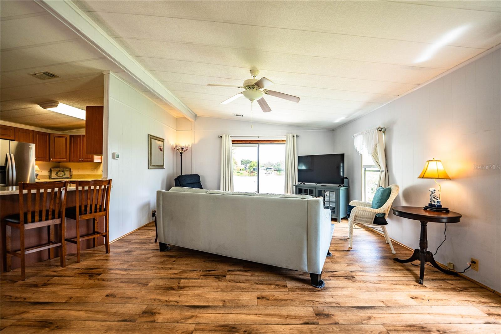 FLORAL LAKES - Residential