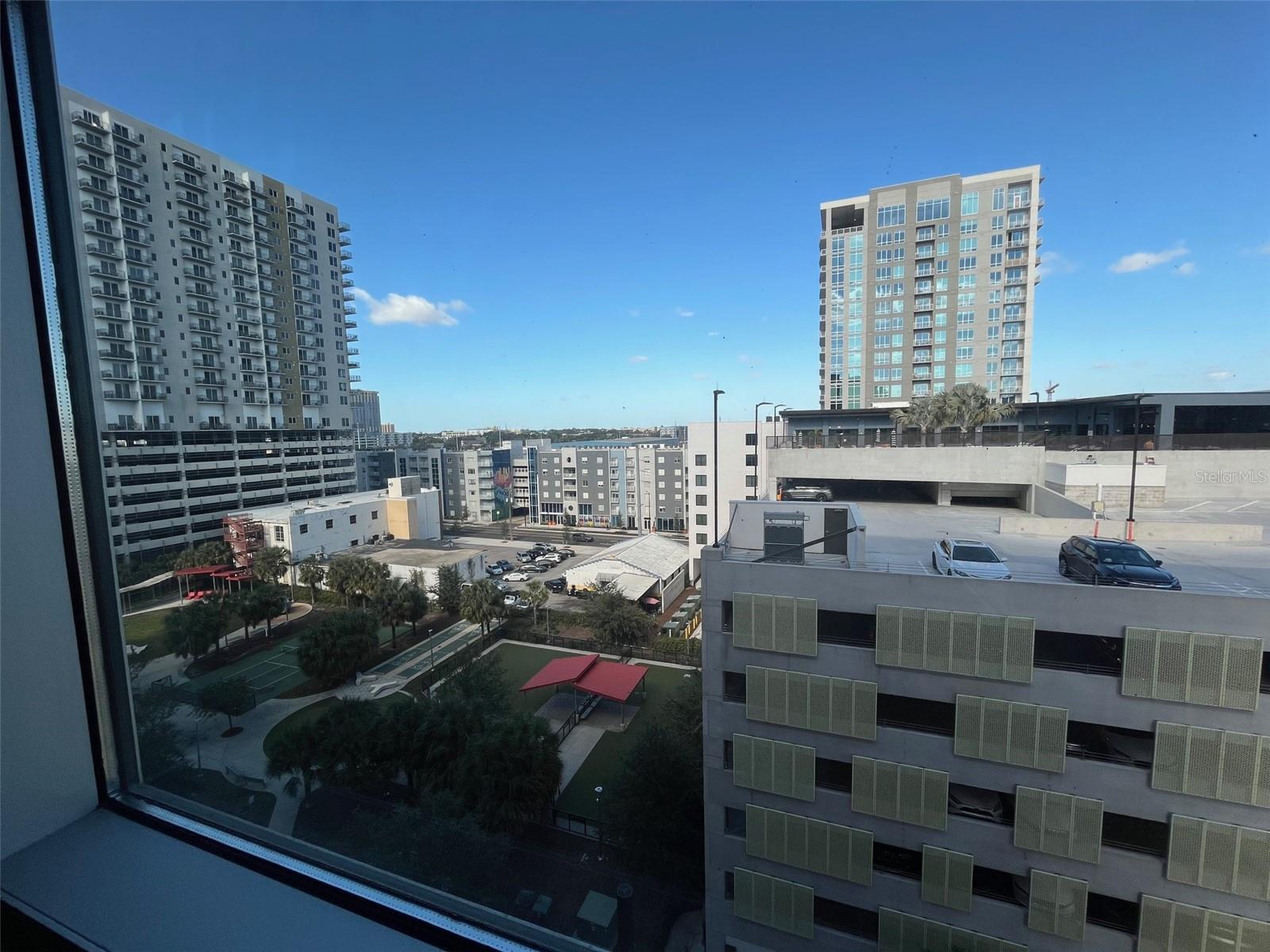 GRAND CENTRAL AT KENNEDY RESID - Residential Lease