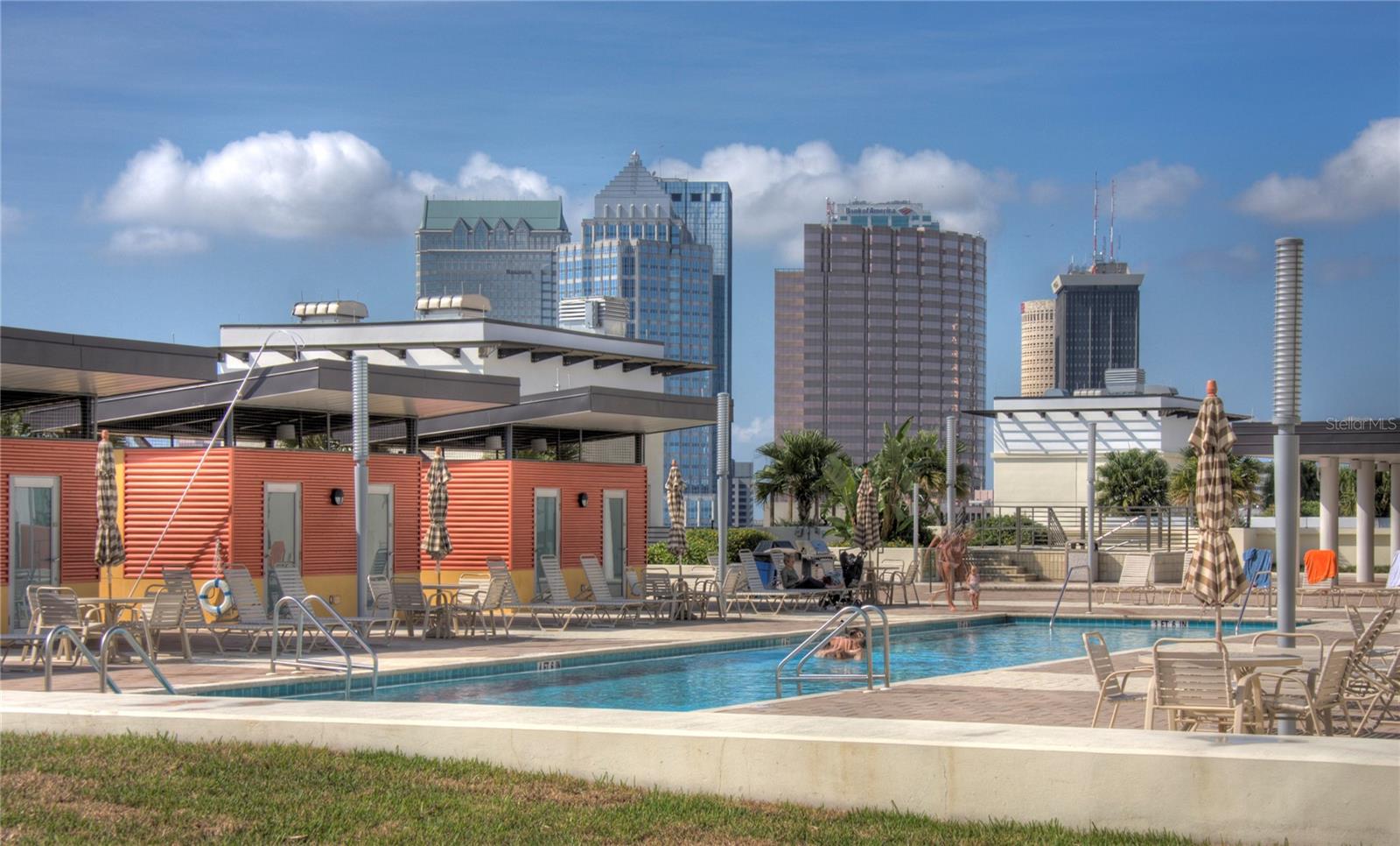 GRAND CENTRAL AT KENNEDY RESID - Residential Lease