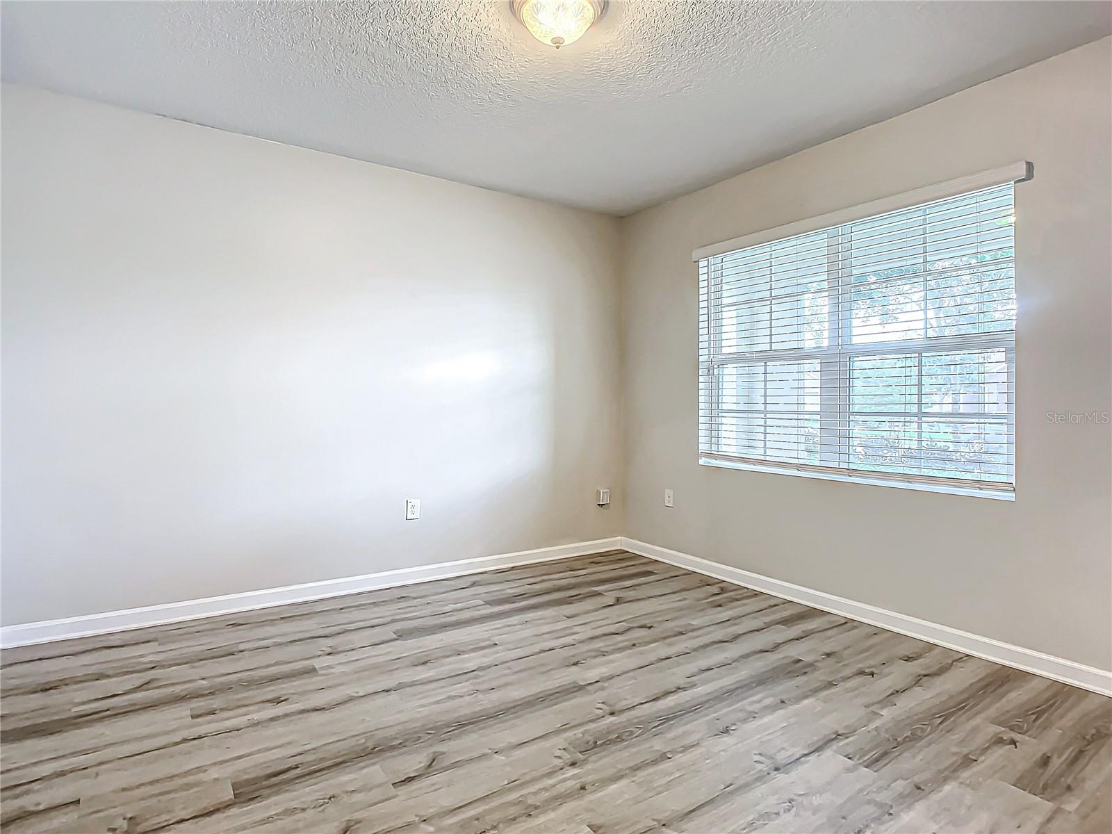 FOREST TRACE - Residential Lease