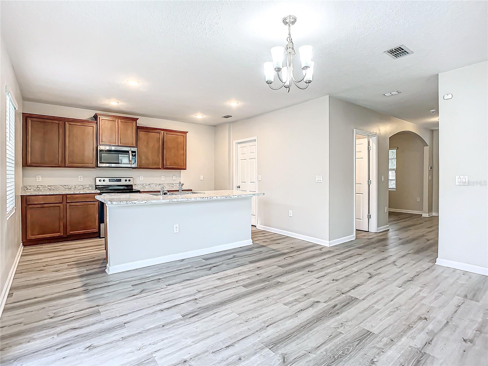 FOREST TRACE - Residential Lease