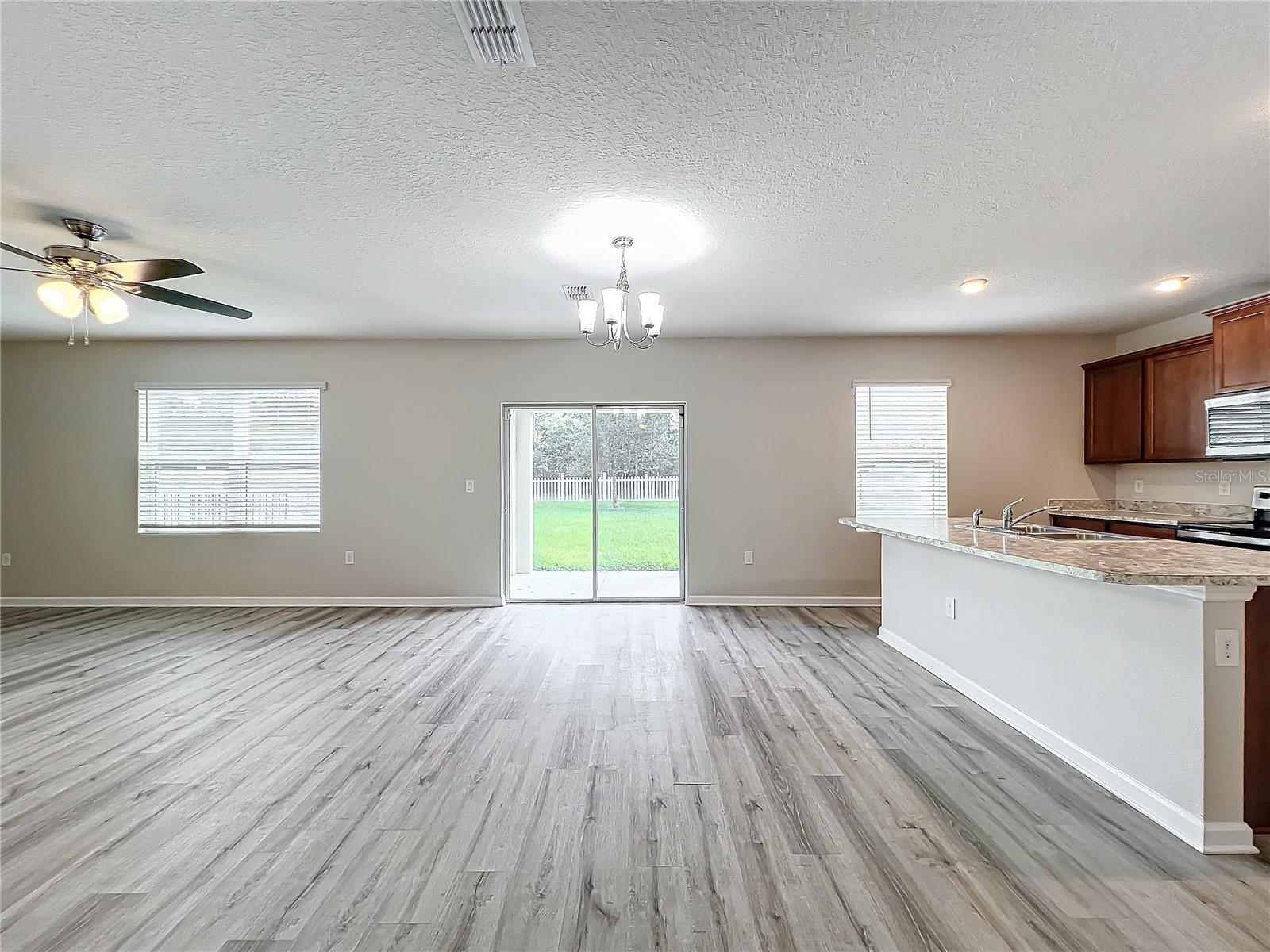 FOREST TRACE - Residential Lease