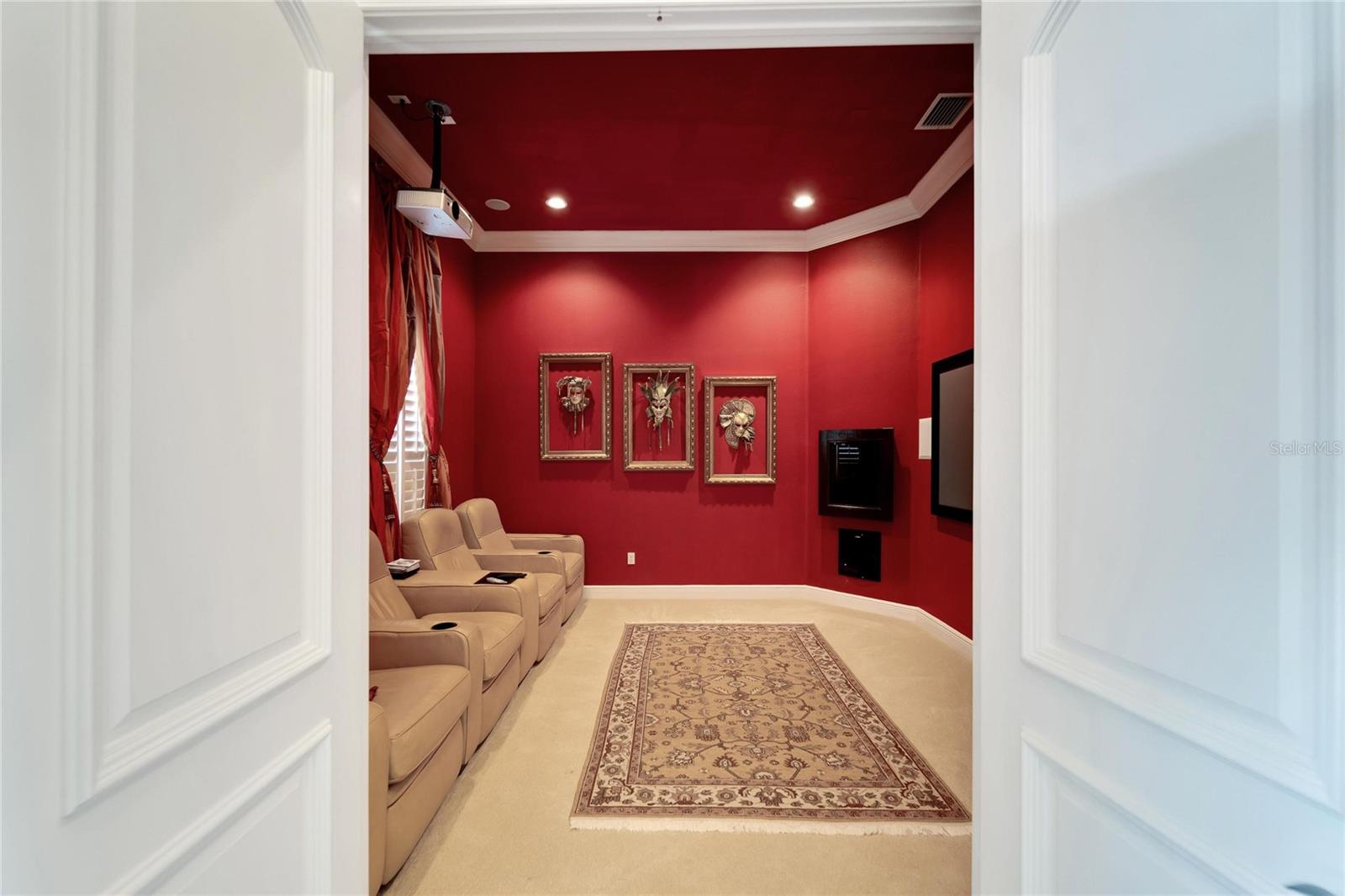 FISHHAWK RANCH - Residential