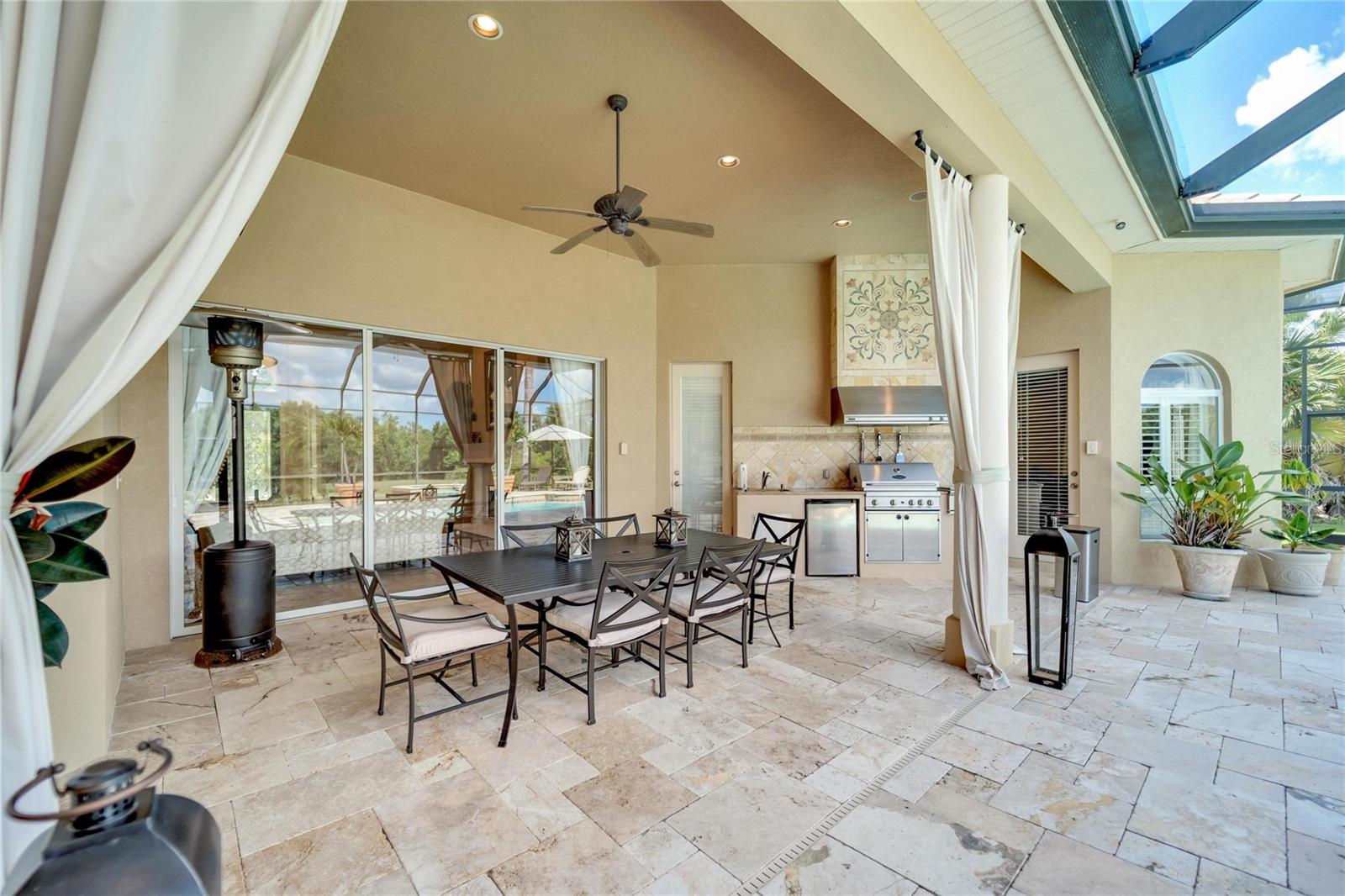 FISHHAWK RANCH - Residential