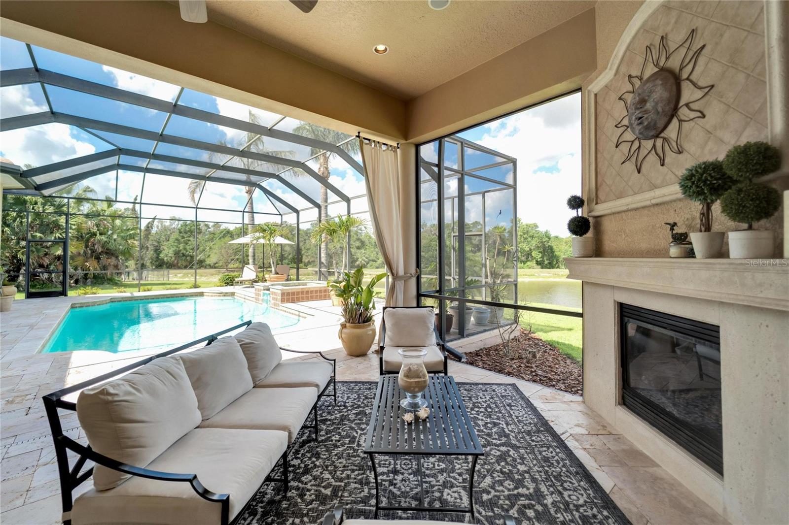 FISHHAWK RANCH - Residential