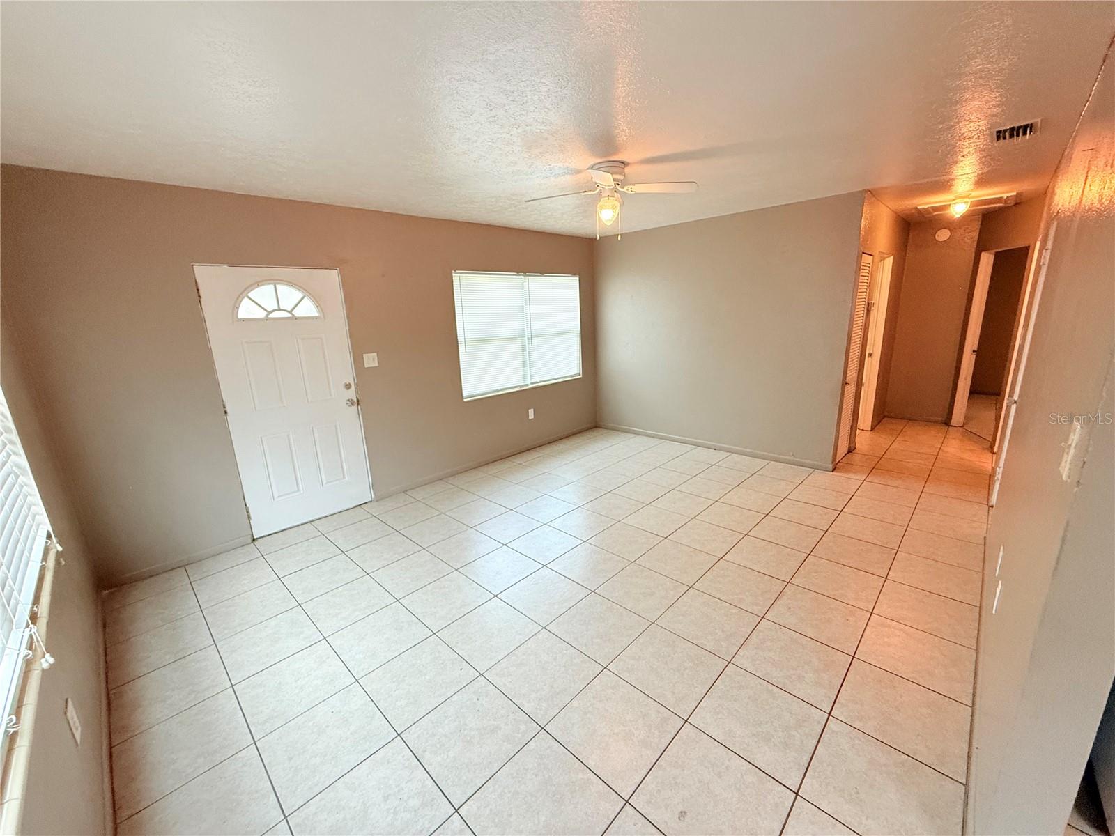 FRESCO PARK - Residential Lease