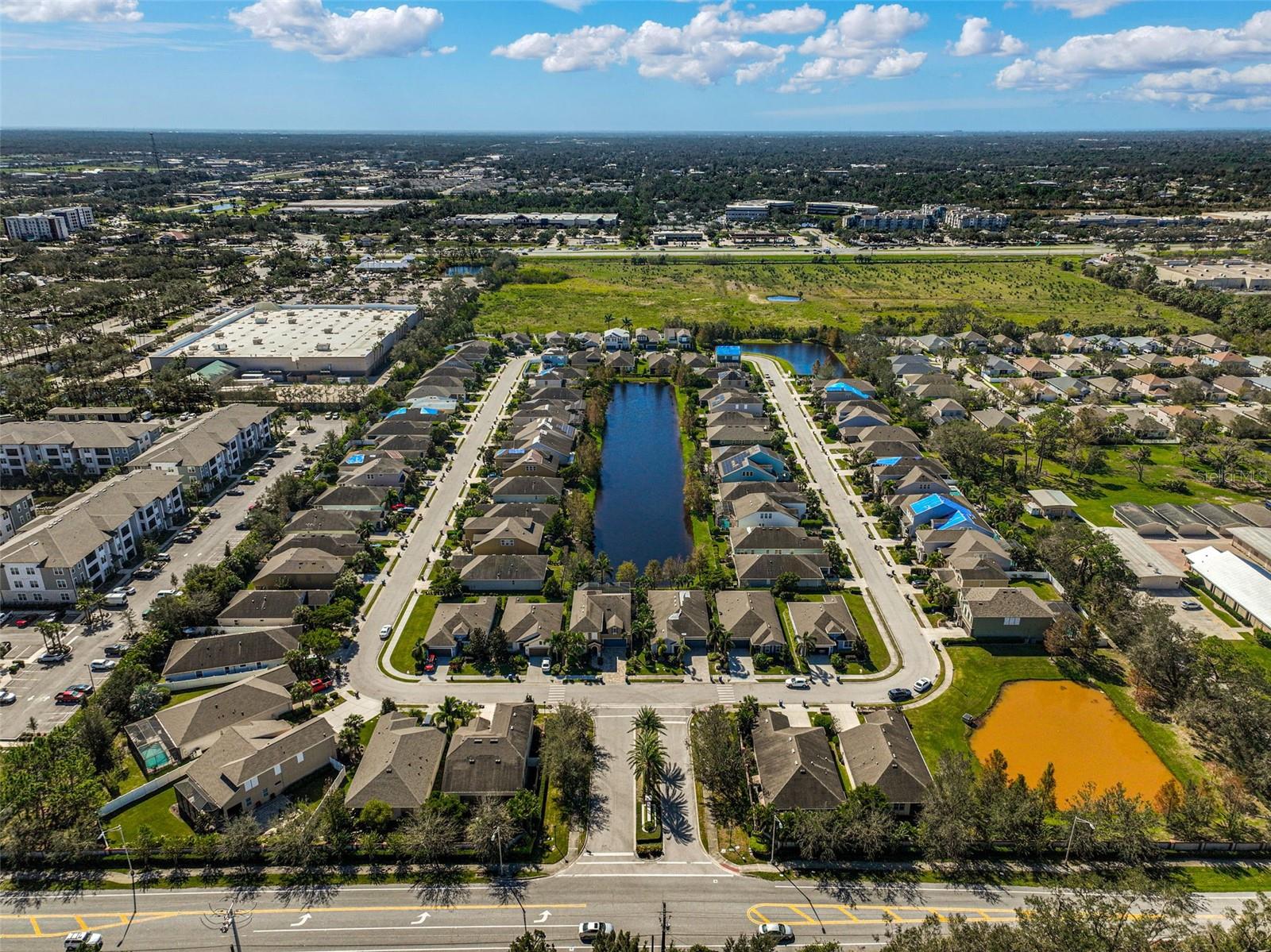 WHITAKER PARK - Residential