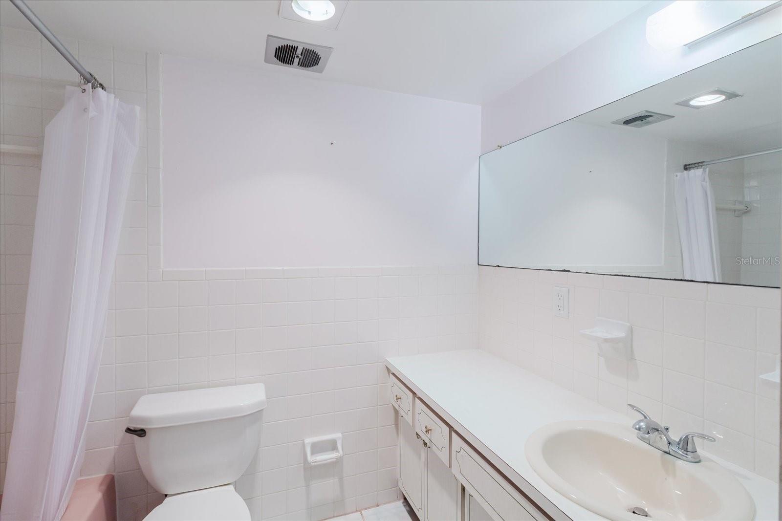 SHELLEY GARDENS 3 CONDO - Residential