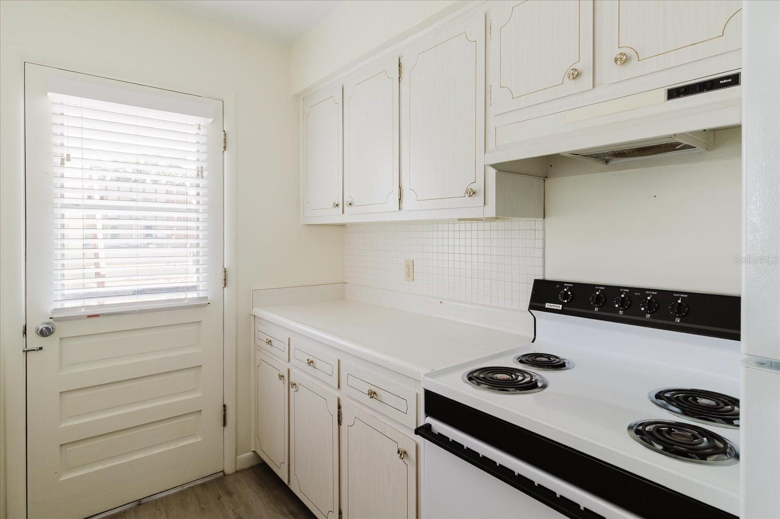 SHELLEY GARDENS 3 CONDO - Residential