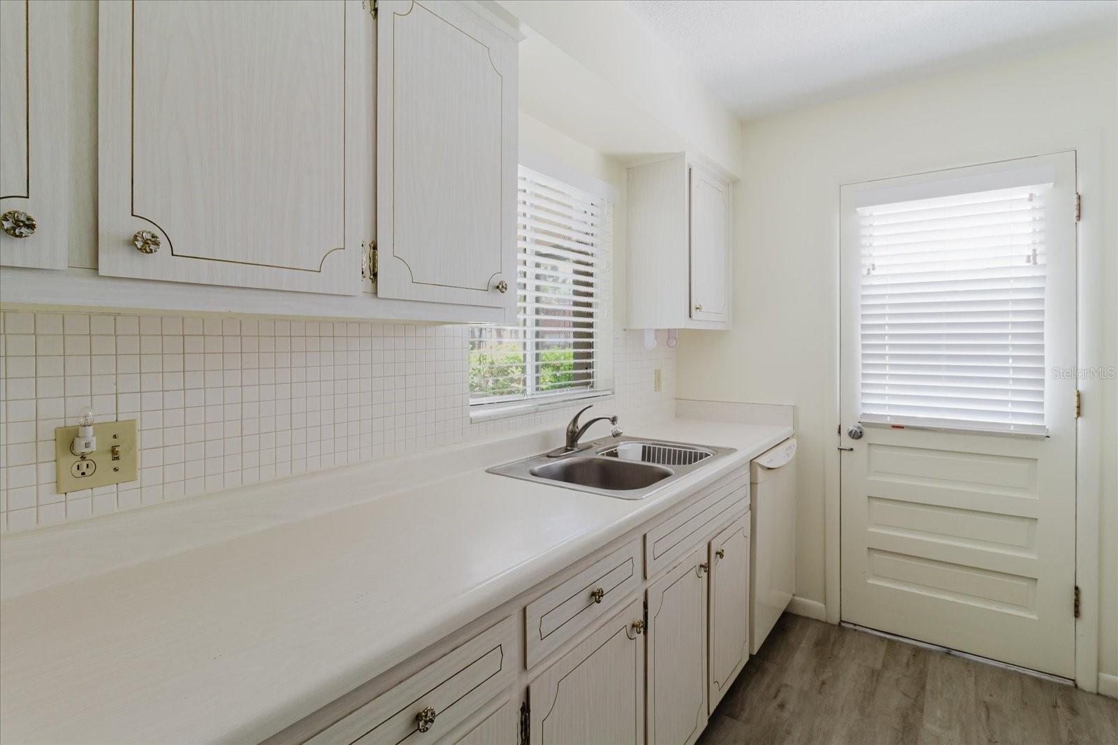 SHELLEY GARDENS 3 CONDO - Residential