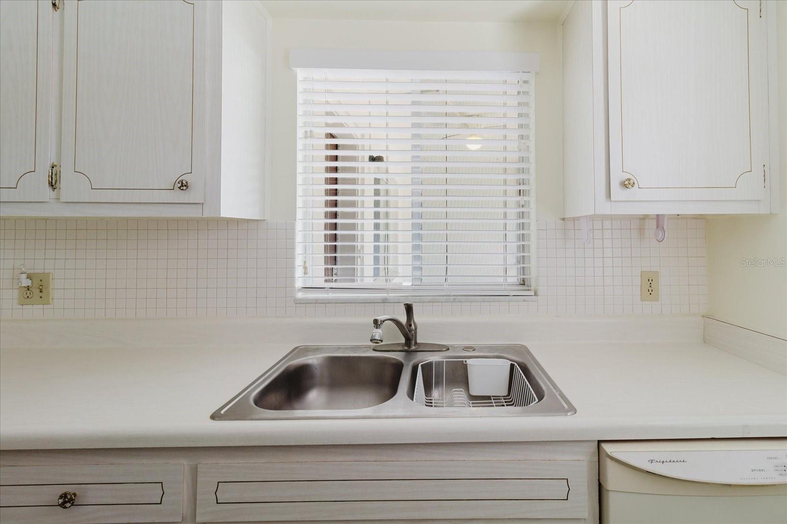 SHELLEY GARDENS 3 CONDO - Residential