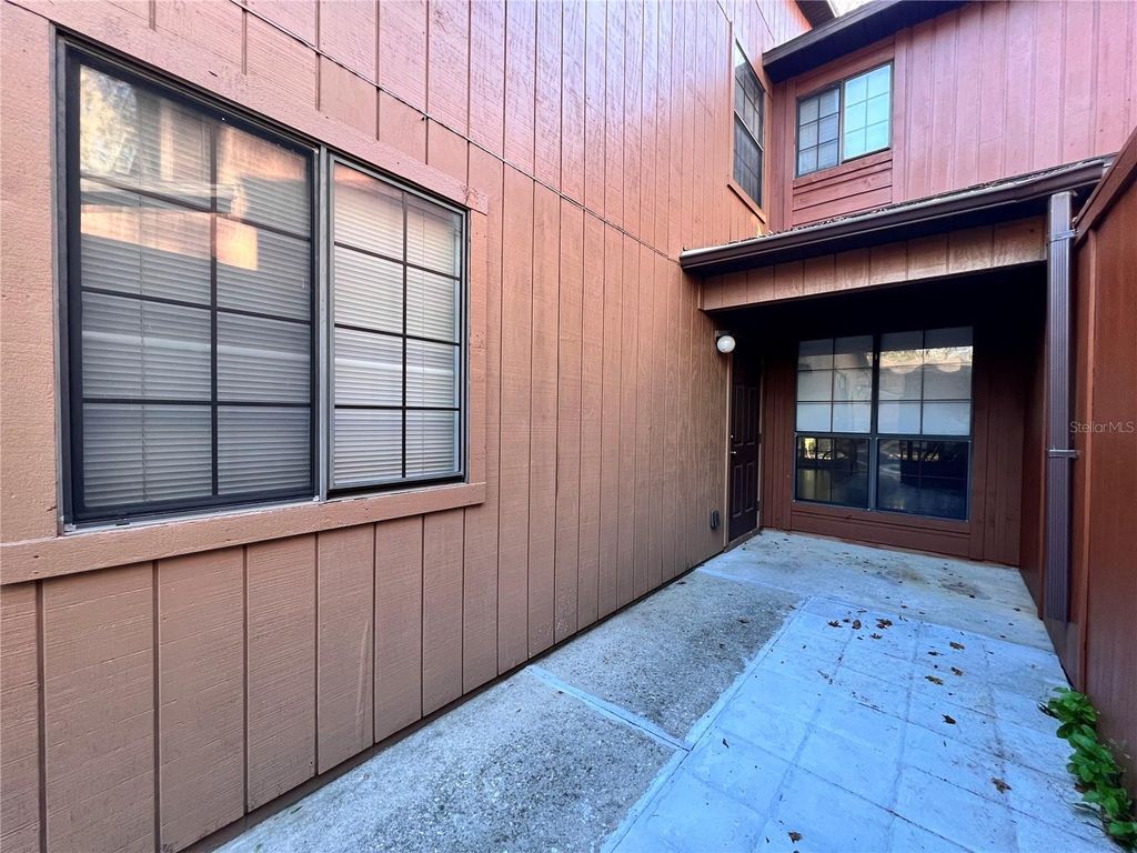 Photo of 5830 SW 9th Place, Gainesville, FL 32607 (MLS # GC530945)