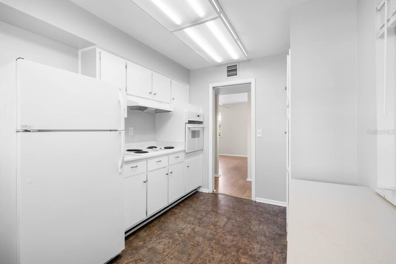 DEL WEBBS SUN CITY FLORIDA UN - Residential