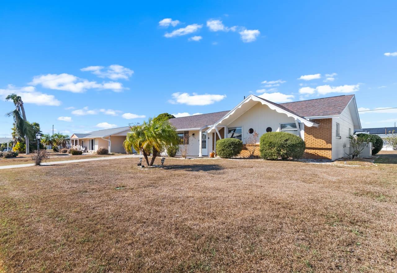 DEL WEBBS SUN CITY FLORIDA UN - Residential